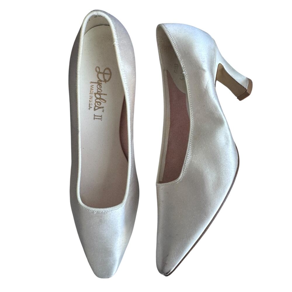 Vintage 1980s Dyeables II White Satin Bridal Pumps Made USA Women’s 6.5B